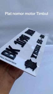 Plat Nomor Motor Font BARU Akrilik Timbul Tanpa Garis Variasi Custom Baut Tanam Timbul Keren Mewah