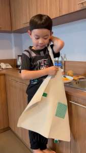 Cotton Aporn for Kids Montessori Life Practical ผ้ากันเปื้อนสำหรับเด็ก1-3ขวบ(พร้อมส่ง) Sensory Play by KT