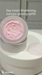 Day cream glowing Sunscreen BrigtheningDay cream Brigthening pink spf 50 tabir Surya pink glowing
