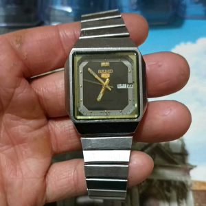 Đồng hồ seiko 5 chém cạnh máy miyota 8200