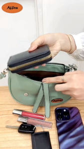 Azkiya Bag By Alfira tas selempang wanita terbaru bahan chocoly