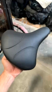 Sadel Sepeda Ontel Busa Tebal Tulangan Besi Kualitas Bagus Bahan Karet Tinggal Pasang