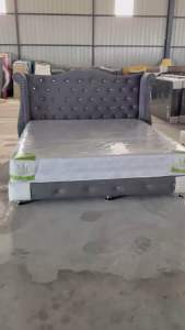 เตียงหลุยส์พร้อมที่นอนสปริงขนาด 3.5 ฟุต 5 ฟุต 6 ฟุตจัดส่งพร้อมประกอบติดตั้งให้ฟรีเก็บเงินปลายทางเลือกสีได้รบกวนทักแชท