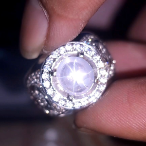 Batu natural very light blue STRONG STAR sapphire ceylon safir srilanka no treatment BODY GLASS