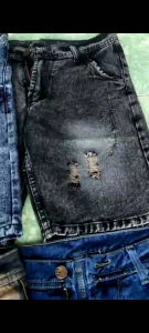 Celana Jeans Pendek Sobek Pria Motif Terkini & Big Size Murah 2024