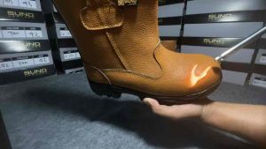 SN SUNO LEATHER: Sepatu Safety Kulit Sapi SFT-205