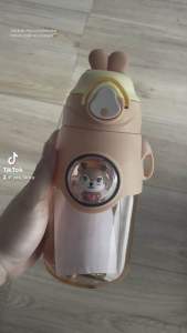 Botol Minum Anak Lucu 700ml: Botol Minum Sedotan & Tali Panjang