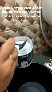 Fabric Stain Remover Penghilang Noda Pakaian / Unikleen Pembersih Pakaian Semua Warna