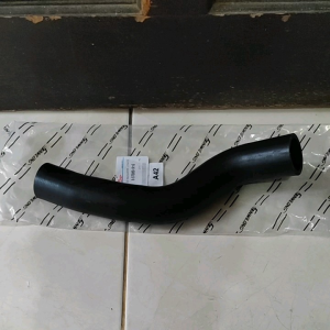 Selang Radiator Bawah Isuzu ELT NHR55/NKR-55 8-97089-916