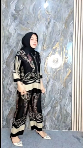 Alline - Baju Oneset Setelan Wanita Bahan Rayon Motif Nyaman adem Terbaru 202t