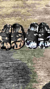 Sandal Slipe Slide On Anti Slip Bahan Karet Lentur dan Ringan Sandal Keren