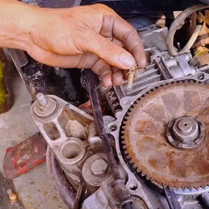 BOS DRAT M6 x M10 SPESIFIKASI DALAM BAUT KUNCI 10 x LUAR BAUT KUNCI 14 MENGATASI DRAT LUBANG BAUT YANG AUS DOL SLEK ATAU RUSAK BOSH DRAT BOSS DRAT OVER BOSS PERBOSS VERBOSS SOK DRAT SHOCK DRAT TAP BAUT BAUD