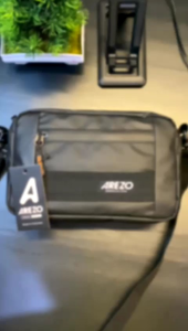 Tas Tahan Air untuk Pria: Tas Tangan Anti Air & Tas Slempang Praktis