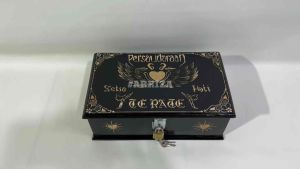 KOTAK MORI PSHT KAYU JATI UKIR TENDANGAN SAYAP LOVE (FREE UKIR NAMA) TEMPAT PENYIMPANAN SABUK MORI PENCAK SILAT SETIA HATI TERATE 1922