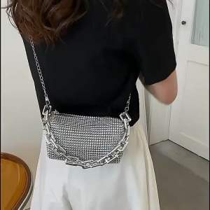 MARIONE - VALENCIA Tas Selempang Mini Blink Blink  ( 100% IMPORT ) Tas Selempang Wanita Rantai