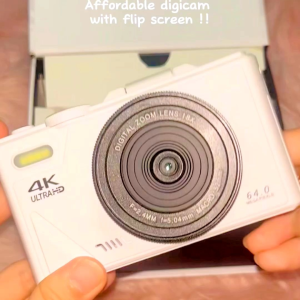 TERA4K Digital Camera 64MP 4K Ultra HD Flip Screen 18X Digital Zoom Wi-Fi Retro Aesthetic Design for Photography & Youtube/TikTok Content Comes with 32GB - 256GB memory card. Ready Stock