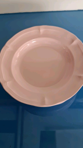 ซุปเปอร์แวร์ชุดจาน ทรงลึก 9 นิ้ว 6 ชิ้น เหมาะเป็นจานข้าวใหญ่มาตรฐาน สีโอลด์โรส ราคา 550 บาท ลด 499 บาท