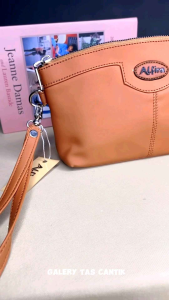 dompet monica tempat hp besar. bisa buat make up