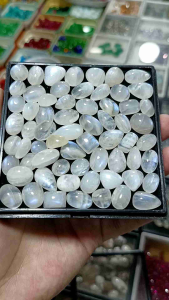 Batu cincin Biduri bulan air laut