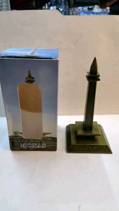 Monas Tower Metal Display Model - Famous Landmark of Jakarta Indonesia - Desktop Decor Gift Ideas Souvenirs Ornaments