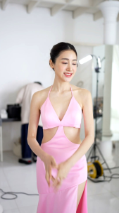 SHlROl GLUTA กลูต้าเบอรี่พลัส วิตซี ผิวกระจ่างใส ผิวขาว ลดรอยแตก ครีมบำรุงผิว