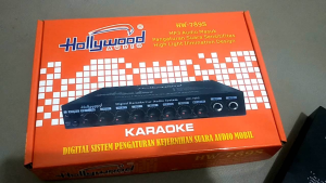 Preamp HOLLYWOOD AUDIO HW-789S Pre Amp Parametik Parametrik Equalizer Karaoke Mobil HW789S HW 789S 789 S