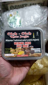 Wedang praktis - wedang aren - ekstra jahe mint - minuman tradisional - oleh-oleh Jogja