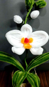 bunga anggrek putih dari kawat bulu harga murah / bunga kawat bulu pot /hiasan rumah / bunga kawat bulu