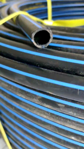 Pipa HDPE Atau Selang Hitam Ukuran 1/2 INCH Merek UNILON 20MM PN125 1 Roll 200 Meter Selang PAM/PDAM