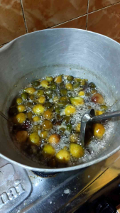 manisan buah tin basah 200gr