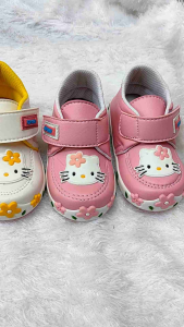 Sepatu Anak Perempuan Slip On New Hello Kitty Usia 8bulan-3tahun Bunyi Cit Cit