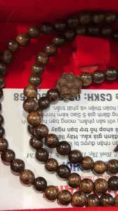 Chuỗi 3 vòng quấn tay hạt 6li mic bông sen bình an gỗ trầm tốc may mắn