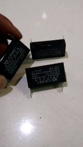 Kapasitor CBB61  06uF -+5% 400VAC 50/60Hz