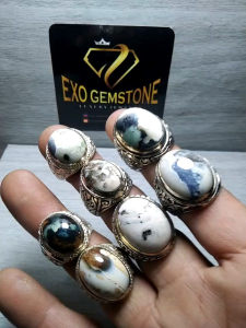 bacan Doko albino