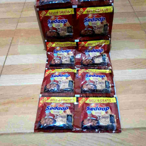 kecap manis murah sachet 1 renceng kecap sedaap 20gr praktis dan ekonomis