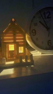Prakrya miniature rumah dari stik es krim