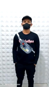 Kaos Distro Waitbag Lengan Panjang Dulclothes & Tas Selempang