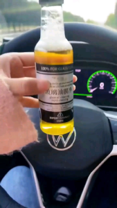 Obat Pembersih Jamur Kaca Mobil Penghilang Kerak Serbaguna/ Waterspot / Jamur kaca / Pembersih kaca mobil efek daun Talas/ Cairan Pembersih penghilang kaca jamur mobil penghilang Kerak Body mobil / Pembersih Kaca Untuk Kaca Depan Otomatis
