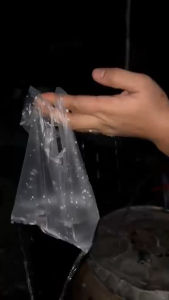 ถุงห่อฝรั่ง ห่อชมพู่ ถุงห่อผลไม้ (เเบบใสใช้คู่กับกระดาษ) ขนาด 6x14" (เจาะรูเเล้ว)จากโรงงาน 1 เเพค 100 ใบ1 มัด 1000 ใบ