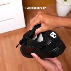 EMOE TERBARU- EXCEL BLACK-VENOM - Sneakers Pria Wanita Casual - Sepatu Gemuk Bahan Suede Full Hitam Elegan Sol Karet - Sepatu Fat Kekinian