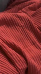 ✨❤️ VẢI THUN GÂN XẾP LY MÀU ĐỎ RỰC RỠ – THU HÚT MỌI ÁNH NHÌN ✨