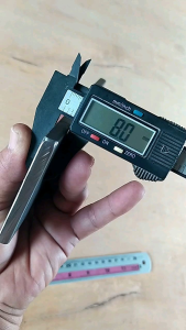 Besi Plat Lebar 75 cm Tebal 8 mm Panjang 20 cm