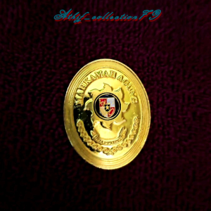 Pin MA Mahkamah Agung Kuningan Magnet + Box Pin Bulat