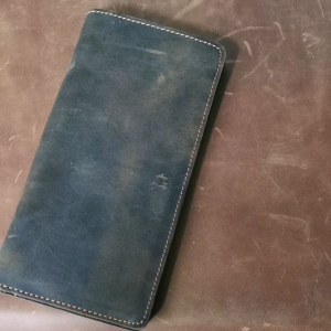 Dompet Kulit Panjang Tipis Lipat Crazy Horse