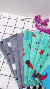 Khăn lau bếp đa năng 2 mặt hoạ tiết hoạt hình cute lau bát dĩa chén  bàn ghế siêu thấm nước (size 25x25cm)