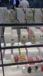 Zara Lightly Bloom Deep Garden Iris Veil น้ำหอมซาร่าผู้หญิง