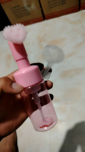 100ml Heart Shape Foamer: Stylish & Compact Pink Bottles