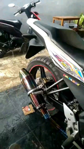 Knalpot racing R9 Valencia bonus braket klam dan perr