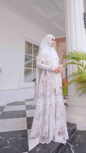 Adeeva Syar’i White Ceruty Babydoll Premium Import Farfadh Syari by Rayhanco Gamis Mewah Syari Elegan Nyaman Modis Terkini Pesta Lebaran Undangan Fashion Dewasa Muslim Dress Remaja ibu ibu Kondangan Simple Cantik Panjang Ceruti Putih Lembut