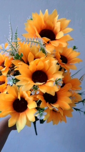 Bunga Matahati Artificial Kuntum 18 & Hadiah Busa Kering